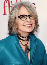 Diane keaton was rocking more menswear at the 2008 la premiere of mad money in the form of a fantastic ivory and white ralph lauren pantsuit. Tumblr Nnorip9luw1qkxowqo1 500 Jpg 500 700 Diane Keaton Hairstyles Short Hair Styles Short Hairstyles For Women