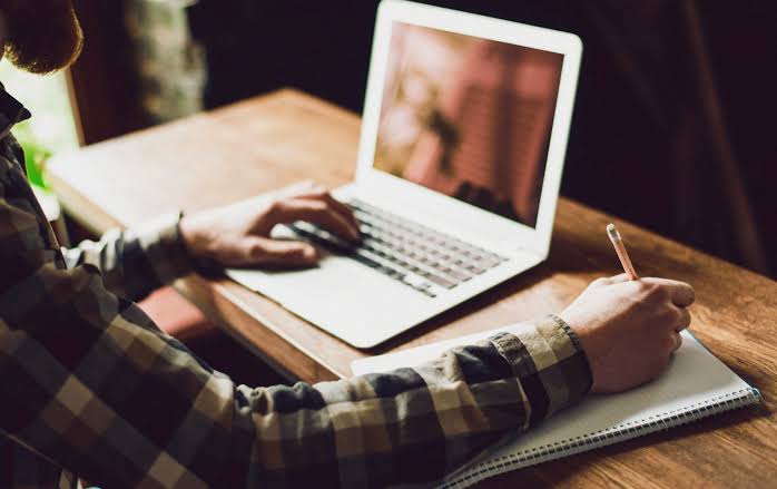 Inep aponta crescimento do ensino EaD.