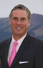 Robin Hamill's Instagram, Twitter & Facebook