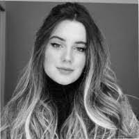 Barbara Forner's Instagram, Twitter & Facebook