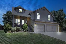 New Listing In Autumn Ridge House Styles Rec Room Kansas City Style