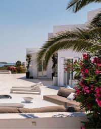 Summer Spot 2020 Paros Les Villas Du Collectionist Grece En 2020 Les Plus Belles Maisons Maison De Vacances Belle Maison