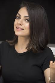 6 Times Mila Kunis Looked Flawless With A No Makeup Face Above Shoulder Length Hair Dark Brunette Hair Brunette Hair Color