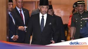 11/12/2017 jagad 0 comments berita harian, berita nasional, berita terkini, berita terpercaya, berita untuk anda, dunia internasional, indonesia, istana hal itu terkait penghargaan yang didapat tito dari raja malaysia atas nama panglima gagah pasukan polisi malaysia karena kinerjanya memajukan. Sultan Abdullah Dari Pahang Terpilih Jadi Raja Malaysia Yang Baru