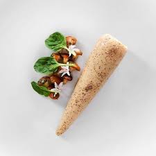 Le Jules Verne Sur Instagram La Volaille Fermiere Cuite Dans Un Bouillon Au Foie Gras Champignons Des Bois Sauce Al Food Gastronomy Molecular Gastronomy
