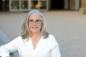 Leslie Pool launches into the final year of a busy decade