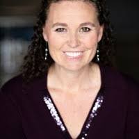 Deanna Ferrante's Instagram, Twitter & Facebook