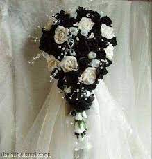 Fystore wedding bouquets for bride wedding bride holding bouquet roses with crystal diamond ribbon artificial foam flower bouquet ((black+white). Why Should The Bride Pick A Black Wedding Bouquet Topweddingsites Com