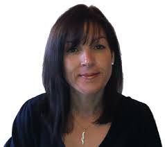 Adele Malone's Instagram, Twitter & Facebook