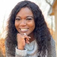 Stephany Lewis's Instagram, Twitter & Facebook