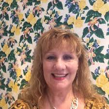 Carla Leslie (@carlaleslie100)