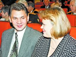 В официальной биографии министра этого эпизода нет, он признает лишь. Sergej Shojgu Biografiya Foto Lichnaya Zhizn Ministra Oborony Rf Biografiya Lichnaya Zhizn Znamenitostej Biography Life