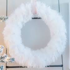 The best 100 winter wreaths for front door after christmas for january. 15 Easy Diy Winter Wreaths You Can Keep Up After Christmas