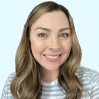 Jennifer Nugent's Instagram, Twitter & Facebook