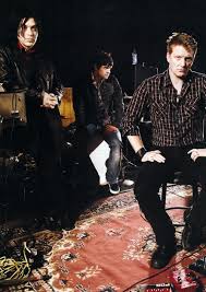 Queen Of The Stone Age Make It Wit Chu Lyrics Queensofthestoneage Will Be At Oraclearena In Oakland On December 6 As Part Of Live105 Notsosilentnight Queens Of The Stone Age Music Mix Rock Music