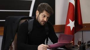 Buğra gülsoy, serhat teoman, emre erkan, selahattin töz, hazar ergüçlü, selen öztürk, gökşen ateş ve gökhan soylu'nun rol. Serhat Teoman Kimdir Serhat Teoman Nereli Ve Kac Yasinda Magazin Haberleri