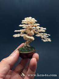After purchase you could collect 16 japanese fans from the gold bonsai tree every 4 hours. Gold Wire Bonsai Tree Sculpture By Ken To By Kentoart On Deviantart