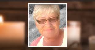 Darlene Archer's Instagram, Twitter & Facebook