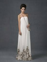 L'anno sposa 2017 intende accontentare chi vuole andare contro le regole e intende scegliere acconciature in stile con i propri abiti da … Vestiti Da Sposa Stile Anni 70