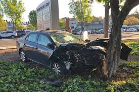 Fatal car crashes can occur with a single vehicle, or involve two or more vehicles. Drugs Alcohol And Lack Of Seatbelts Top Reasons For Fatal Car Crashes B C Coroner Peace Arch News