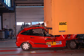 Mobil mit der adac autovermietung: Adac Entscharft Unterfahrschutz Fur 100 Euro Auto Medienportal Net