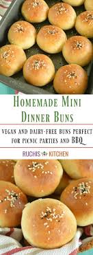 Deliciously Soft And Fluffy Mini Burger Buns Topped With Sesame Seeds And Nigella Seeds Perfect For Picnic Pa Mini Burger Buns Vegan Buns Recipe Mini Burgers