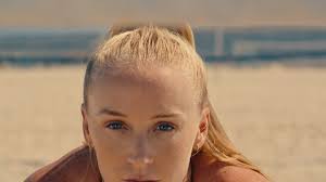 We treated the “mouse world” in Hack Your Health like a parallel film world  that had its own colors, camera movements and perspectives. SWIPE through  for some of our favorite inspirations as well as a clip of the depression  sequence. I loved working with ...