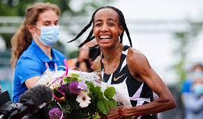 She won two gold medals at the 2019 world championships, in the 1500 metres and 10,000 metres events, becoming the only athlete (male or female) in history to win both events at a single world championships or olympic games. World 10 000m Record For Sifan Hassan In Hengelo Aw