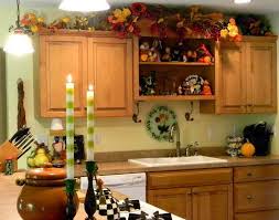 Skeleton, the home depot has all the decorations needed to make this the best halloween ever. Spooky Halloween Kuche Dekorationen Um Ihre Stimmung Aufzupeppen Neue Dekoration Schlafzimmer Dekoration Wohnzimmer Dekoration Badezimmer Dekoration Halloween Kitchen Kitchen Decor Images Fall Kitchen Decor