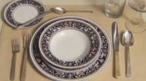 Whether you're throwing an elaborate dinner party or just inviting a few friends over for a casual meal, setting a table can be a tricky endeavor.v161256_b01. How To Set A Formal Table Setting Youtube