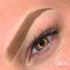 Microblading is the process of delicately implanting pigment beneath the surface of the skin by using sterile, disposable, tiny hand needles to create the appearance of hair strokes. Differences Between Ombre Brows And Microblading
