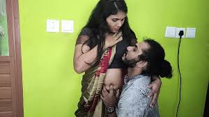 Saree Romance Part 2 Navel Lick Romance of Vaishnavy and Sharun Raj Mallu  Couple Hot Navel Lick Mallu Girl in Hot Saree Navel