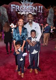 Happy to finally join the twitterverse. Sterling K Brown With Family At Frozen 2 Premiere Photos Popsugar Celebrity