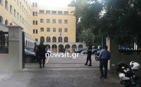 Στα ίχνη του δράστη η αστυνομία. Iem1y93hilpp M