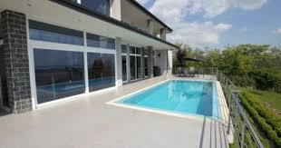 Unser Ferienhaus Keszthely 4 Dieses Luxuriose Anwesen Liegt Zwischen Heviz Thermalsee Keszthely Ca 5 Km Vom Balaton Entfernt Ferienhaus Ferien Balaton