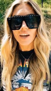 Happy birthday momma @tingle04 🖤 You deserve more than anything we could  ever give you. Things look a bit different this year, but that couldn’t  stop everyone from coming together (but 6 feet apart) ...