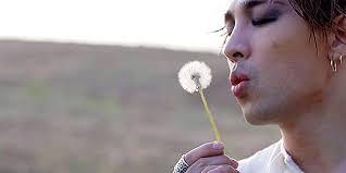 The fendi for taeyang collection will debut concurrently to the reopening of the label's men's flagship at landmark mall in hong kong. Taeyang Tumblr Image 3875974 On Favim Com