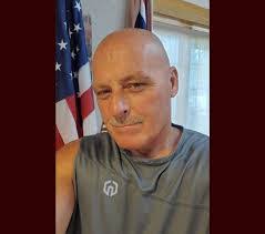 Annette Derrick's Instagram, Twitter & Facebook