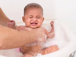 Why Does My Baby Hate Baths And What Can I Do About It Babycentre Uk