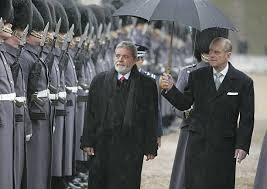 O príncipe se casou com a princesa elizabeth em 1947. Filho De Alli S Tweet Principe Louis E Principe Philip Trendsmap