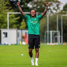 And he is 180cm tall. Valentino Lazaro On Twitter Let S Get It Started Borussia