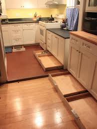 Choose Your Kitchen Layout The 4 Most Common Types Kitchen Design Kitchen Remodel Diy Kitchen Storage