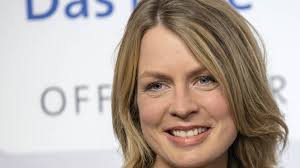 Sie ist 57 jahre alt (stand : Jessy Wellmer Ruckt Ins Sportschau Team Sportbuzzer De