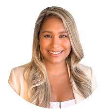 Tatiana Santiago's Instagram, Twitter & Facebook