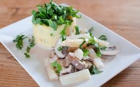 Barlauch Polenta Mit Spargel Pilz Ragout Veganblatt Rezept Vegane Hauptspeisen Rezepte Spargel