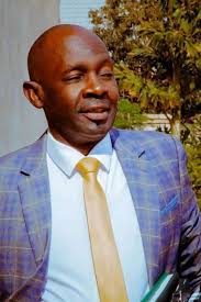 People of popondetta especially the youths, they blame the government to  provide work for them, who are you. The government build the school for you  to be educated and have work na