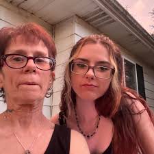 Will transferring lily from dirt to water kill it?