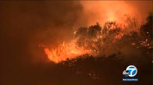 The map below shows the latest approximate fire perimeter released by the. Bond Fire Update Fire In Orange County S Silverado Canyon Sparked By House Fire Prompts Mandatory Evacuation Burns 6 400 Acres Abc7 Los Angeles