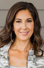 Heather Worrell's Instagram, Twitter & Facebook