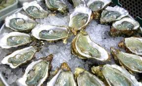 Les Ostreiculteurs Du Bassin D Arcachon Encore Victimes D Une Surmortalite Des Huitres Nourriture Miam Nourriture Delicieuse